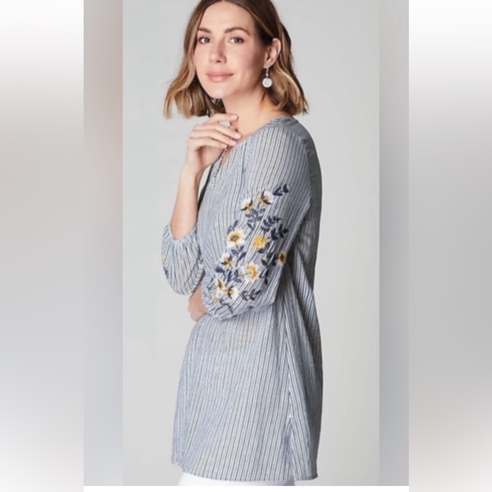 NWOT J.Jill Floral Embroidered Sleeve Pinstripe Tunic Blue/White Women’s Large